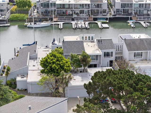 312 Tideway Dr, Alameda, CA 94501