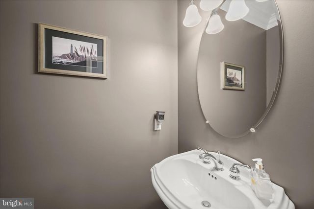 3012 MULLINEAUX LN N, Ellicott City, MD 21042