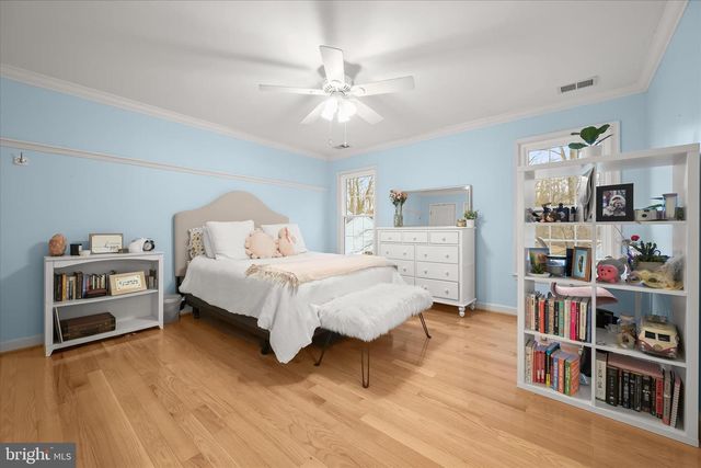 3012 MULLINEAUX LN N, Ellicott City, MD 21042