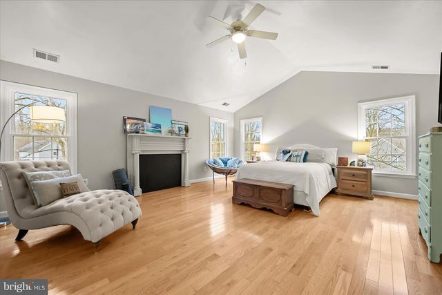 3012 MULLINEAUX LN N, Ellicott City, MD 21042