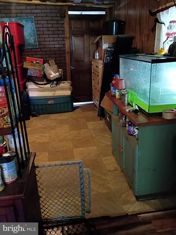 194 WATER ST, Oley, PA 19547