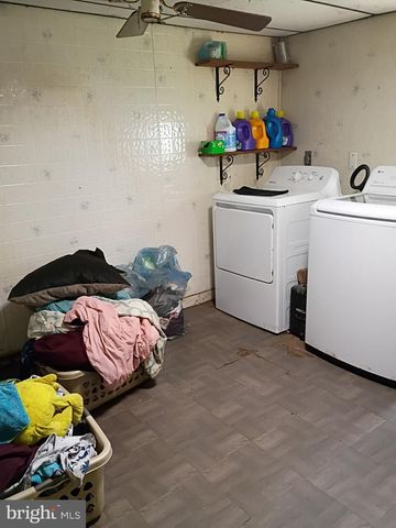 194 WATER ST, Oley, PA 19547