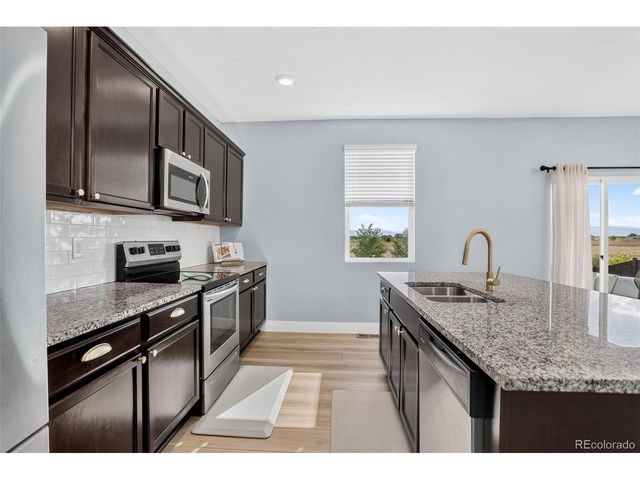 6259 Oak Grove St, Timnath, CO 80547