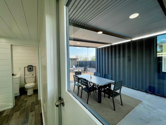 502 E Galveston St, Marfa, TX 79843