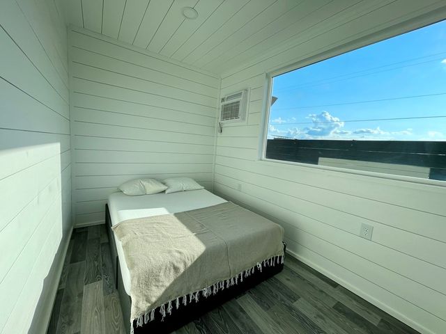 502 E Galveston St, Marfa, TX 79843