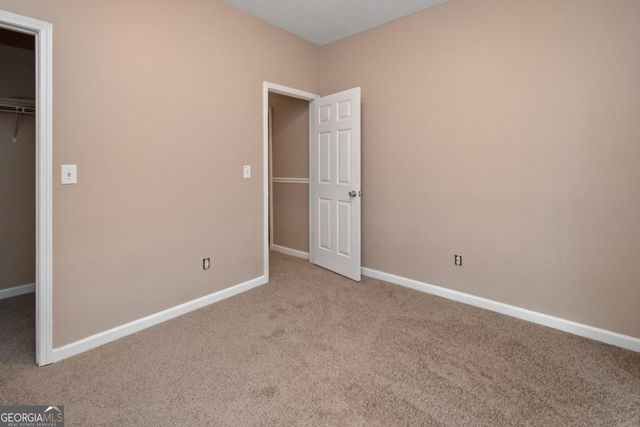 11203 Knotty Pine Place, Hampton, GA 30228