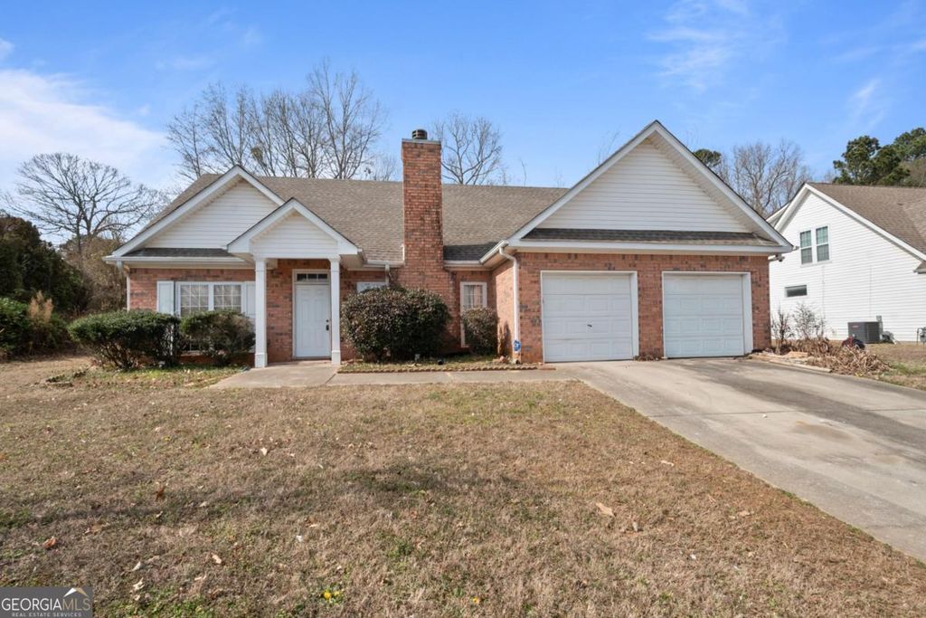 11203 Knotty Pine Place, Hampton, GA 30228