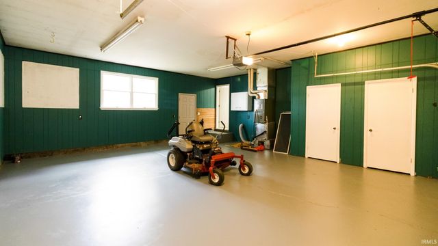 1947 N Tree Street, Parker City, IN 47368