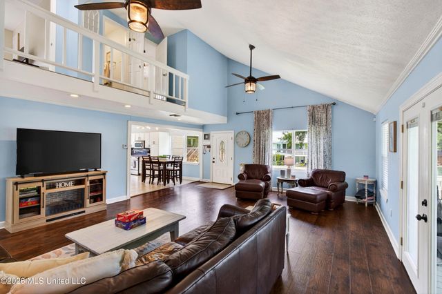 6330 Pontiac Drive, Kiln, MS 39556