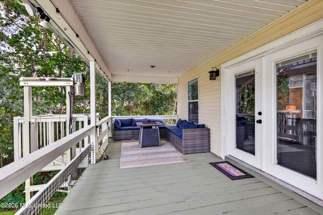 6330 Pontiac Drive, Kiln, MS 39556