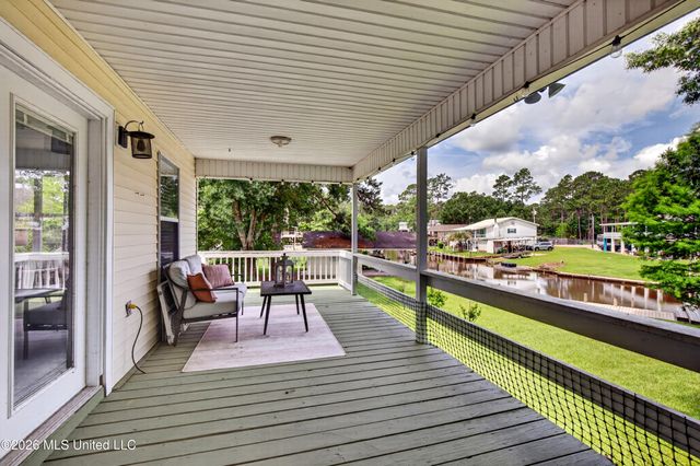 6330 Pontiac Drive, Kiln, MS 39556