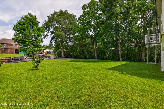 6330 Pontiac Drive, Kiln, MS 39556