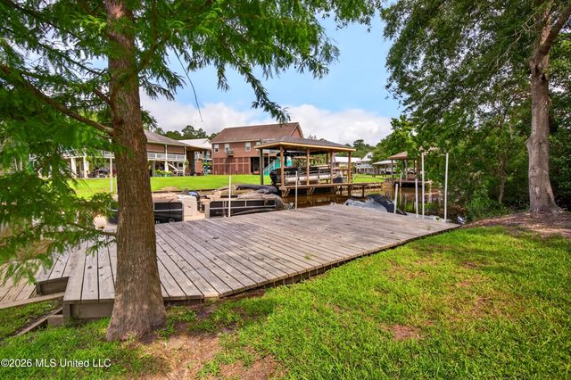 6330 Pontiac Drive, Kiln, MS 39556
