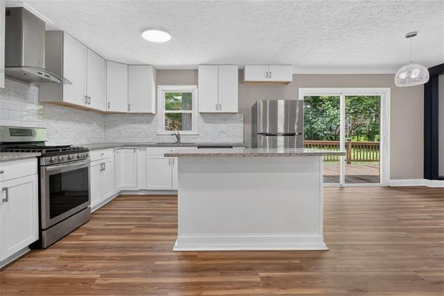 3661 Manhattan Drive, Decatur, GA 30034