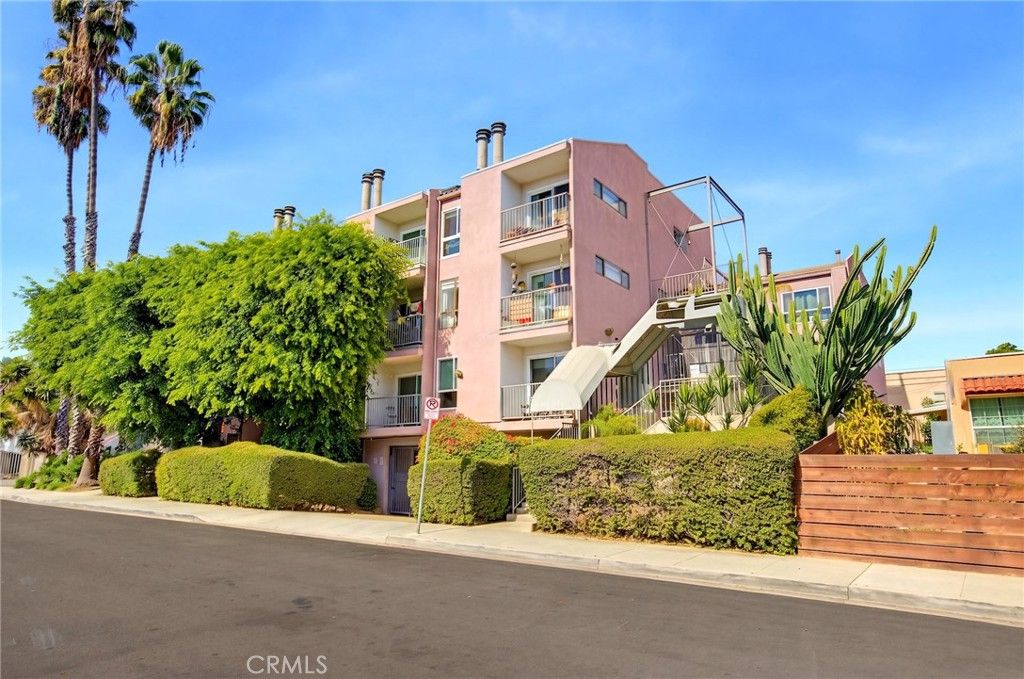 6525 La Mirada 112, Los Angeles, CA 90038 — exterior