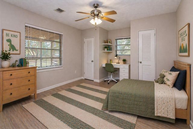 1300 ORANGE AVENUE, Tavares, FL 32778