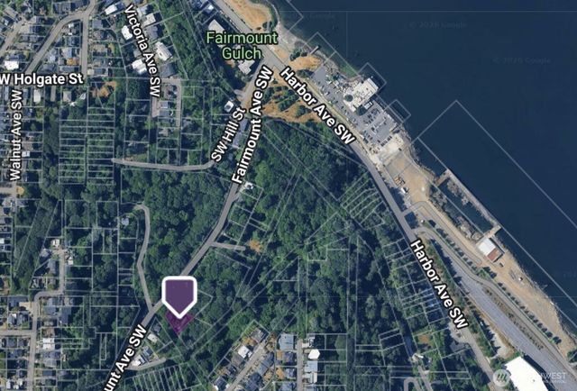 21 xx Fairmount Avenue SW, Seattle, WA 98126