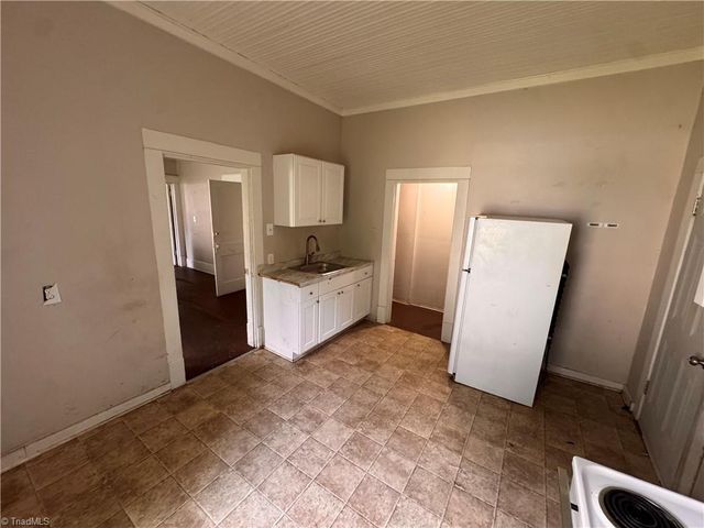 1118 Campbell Street, High Point, NC 27262