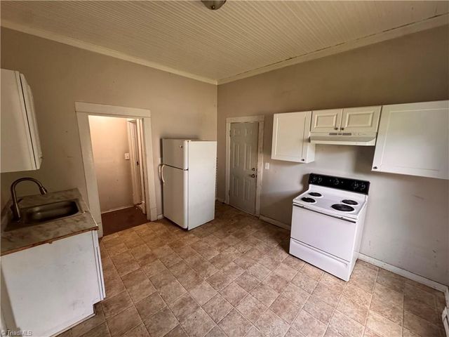 1118 Campbell Street, High Point, NC 27262