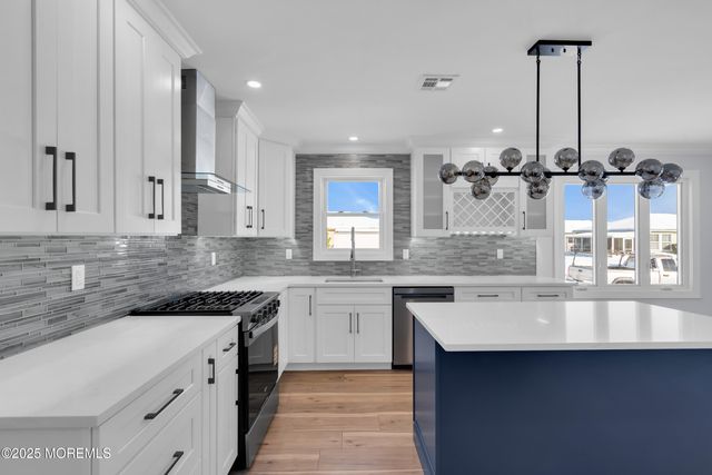 12 Tortola Street, Toms River, NJ 08757