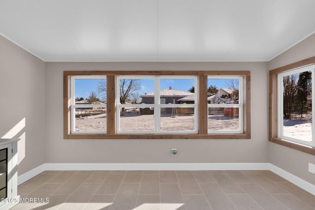 12 Tortola Street, Toms River, NJ 08757