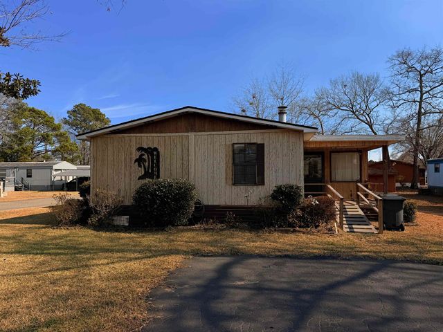 96 Crooked Island Circle, Murrells Inlet, SC 29576