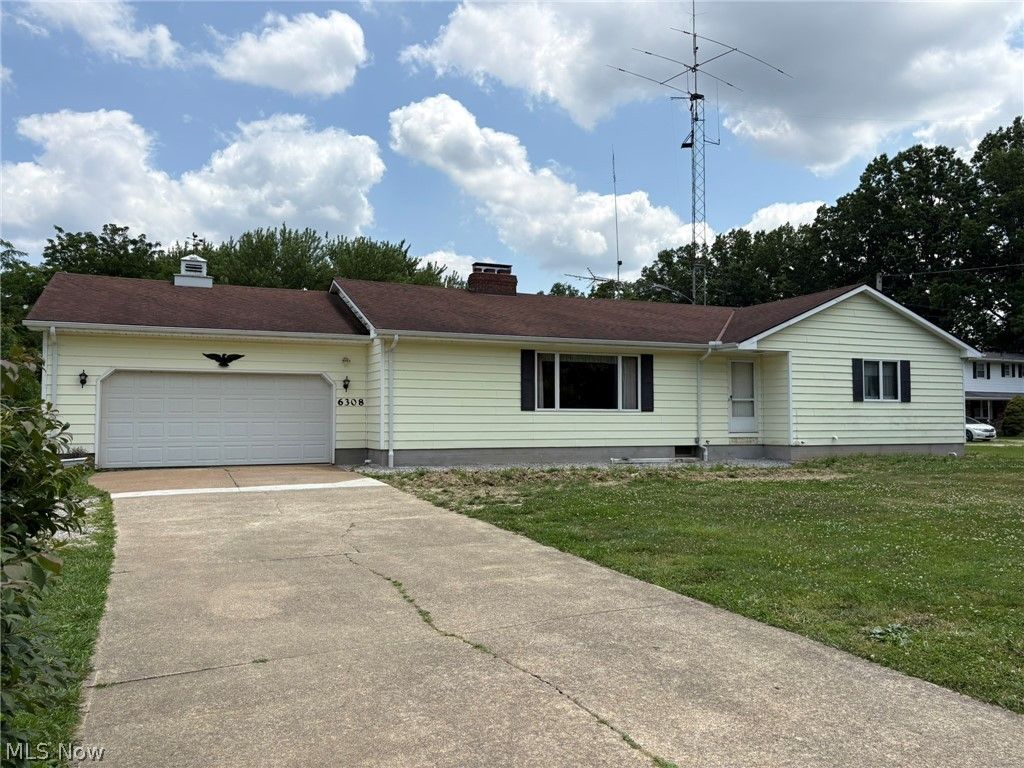 6308 Coen Road, Vermilion, OH 44089