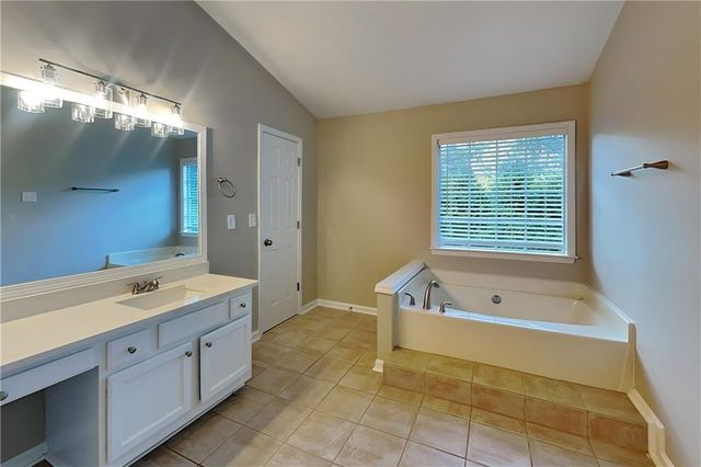 660 Alstonefield Drive, Milton, GA 30004