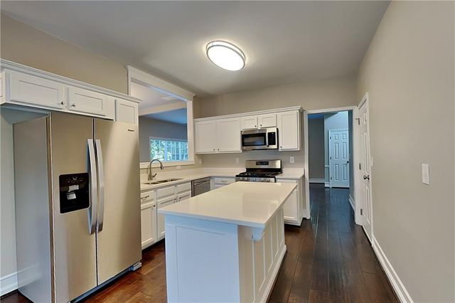 660 Alstonefield Drive, Milton, GA 30004