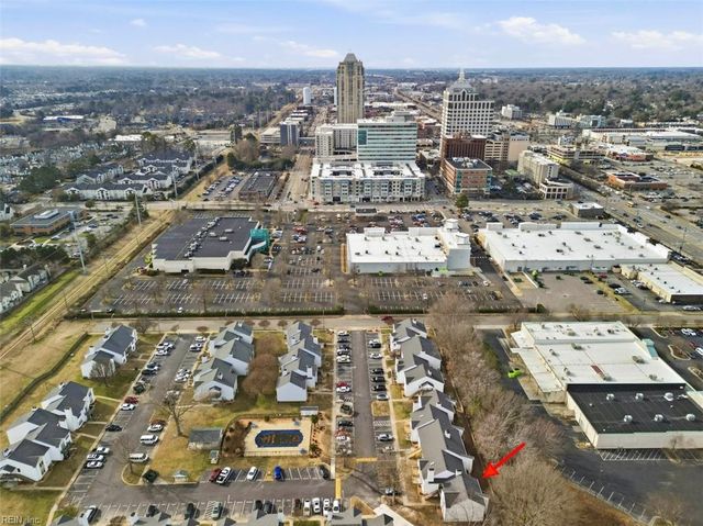 4328 Beasley CT, Virginia Beach, VA 23462