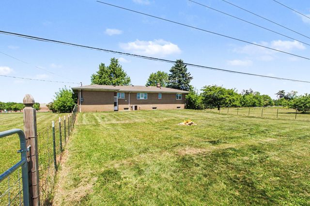 7610 Willis Road, Augusta Twp, MI 48197