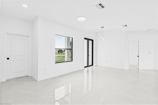 343 Pullman ST, Lehigh Acres, FL 33974