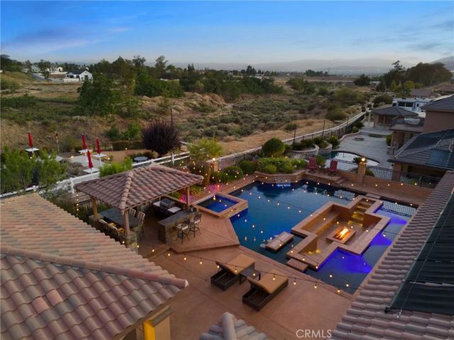 35929 Creekside Road, Yucaipa, CA 92399