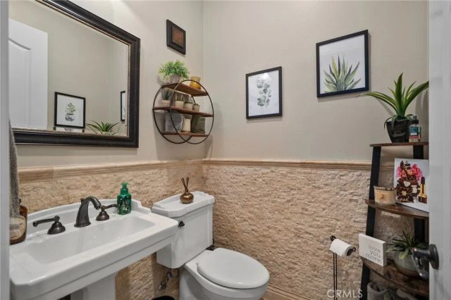 35929 Creekside Road, Yucaipa, CA 92399