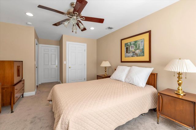 928 Altessa Boulevard, Melville, NY 11747