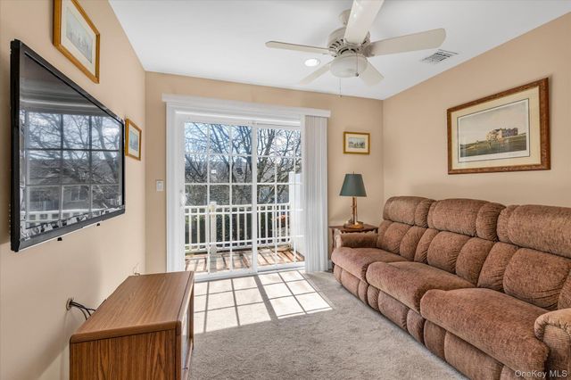 928 Altessa Boulevard, Melville, NY 11747