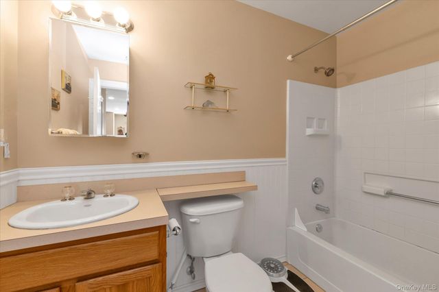 928 Altessa Boulevard, Melville, NY 11747