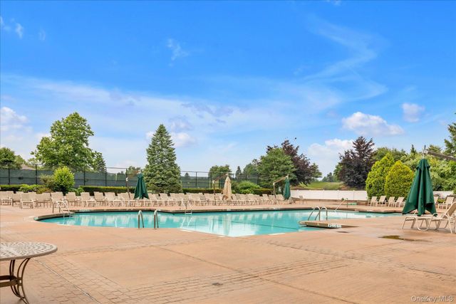 928 Altessa Boulevard, Melville, NY 11747