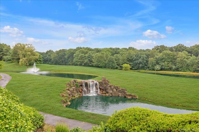 928 Altessa Boulevard, Melville, NY 11747