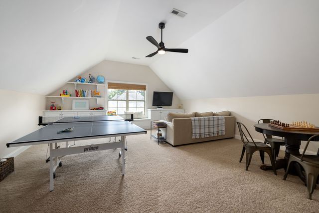 8033 Fenwick Ln, Spring Hill, TN 37174