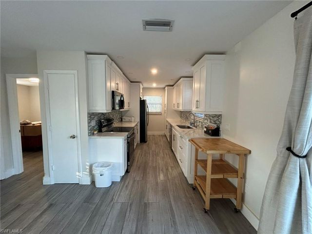 7072 Sundiet BLVD, Bokeelia, FL 33922