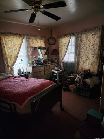 310 W Southcross, San Antonio, TX 78221