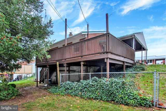 306 COTTAGE ST, Waynesboro, PA 17268