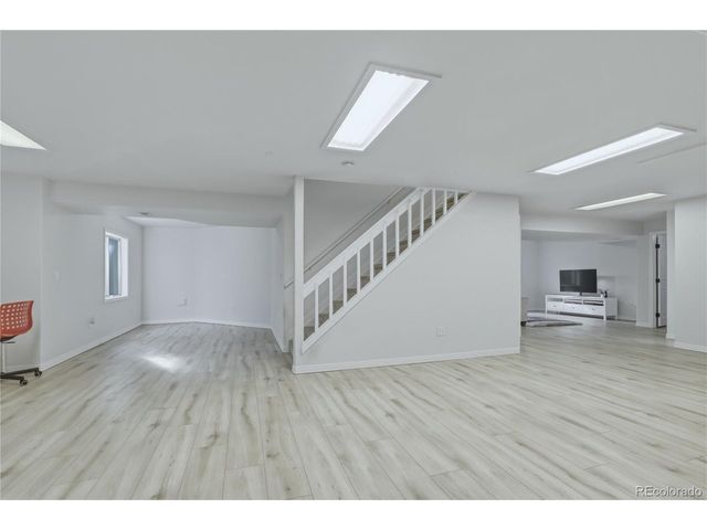 11582 E Ida Ave, Englewood, CO 80111