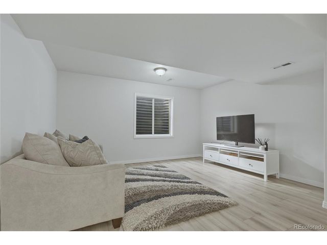11582 E Ida Ave, Englewood, CO 80111