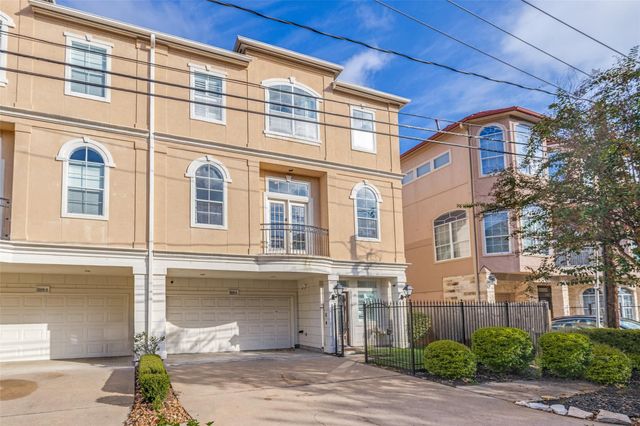 5208 Blossom Street 9, Houston, TX 77007