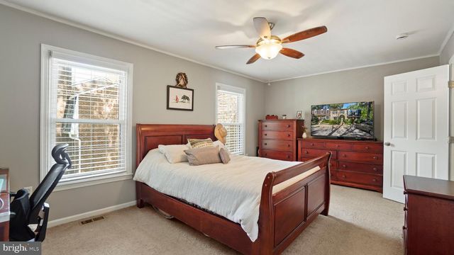 1756 ALBERMARLE DR, Crofton, MD 21114