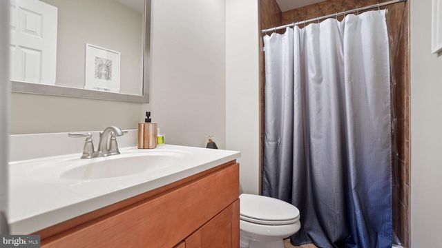 1756 ALBERMARLE DR, Crofton, MD 21114