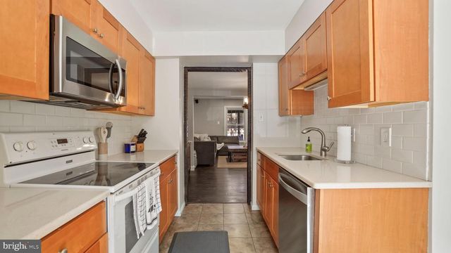 1756 ALBERMARLE DR, Crofton, MD 21114