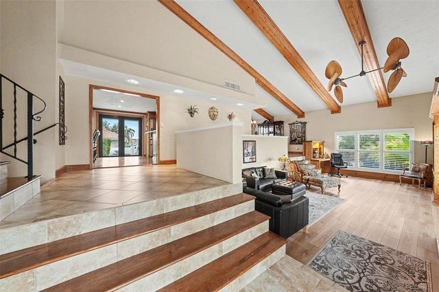 5900 LEELAND ST S, St Petersburg, FL 33715